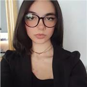 Étudiante en terminale. Cours en ligne
